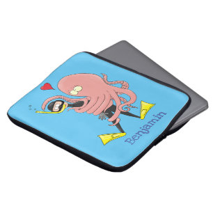 Funny octopus umarmt Taucher Cartoon Spaß Laptopschutzhülle
