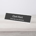 Funny Office Hero Schreibtischnamensplakette<br><div class="desc">Funny office desk Name Platte Design Vorlage mit einem humorvollen Büro-Helden-Thema mit Name monogram können Sie ersetzen mit jedem Büroangestellten oder Management-Mitarbeiter oder zeigen Sie dies auf Ihrem eigenen Schreibtisch,  um die Besucher lächeln zu lassen.</div>