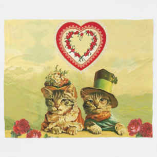 FUNNY OLD FASHION VALENTINE'S DAY CATS, Heart, Ros Fleecedecke