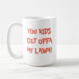 Funny Old Geezer holen sich von meinem Rasen Vater Tasse