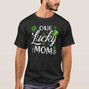 Funny One Lucky Mama Matching Family Saint Patrick T-Shirt