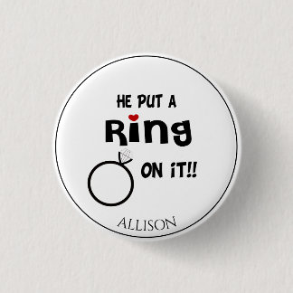 Funny Personalisiert Er setzte den Ring auf den Kn Button