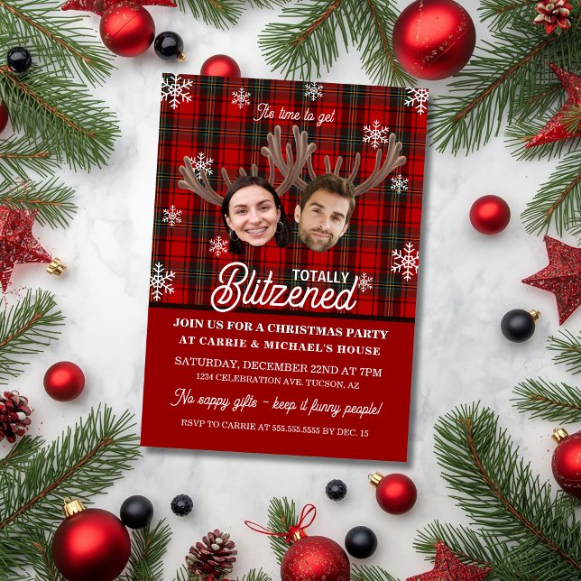 Funny Photo Face Blitzened Christmas Party Einladung (Funny cocktail or office party invitation with two faces, antlers for totally blitzened invitation)