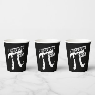 Funny Pi Symbol - Ich überlebte Pi Day Paper Cups Pappbecher