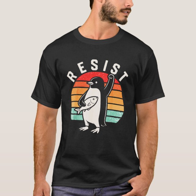 Funny Pinguin Resist Anti-Tariff Protest politisch T-Shirt (Vorderseite)