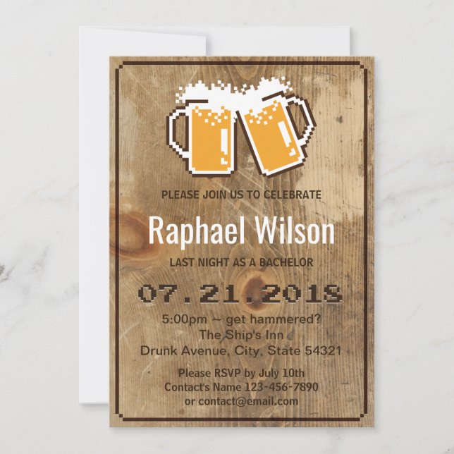 Funny Pixel Beers & Wood Bachelor Party Card Einladung (Vorderseite)