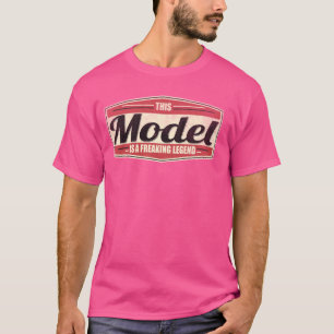 Funny Professionelles Zitat Vintages Modell T-Shirt