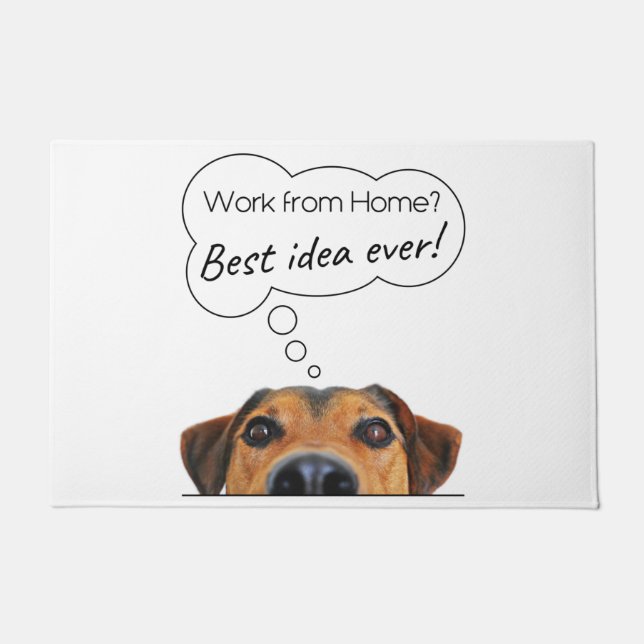 Funny Puppy Dog Thinking: Arbeit von Zuhause? Fußmatte (Vorderseite)