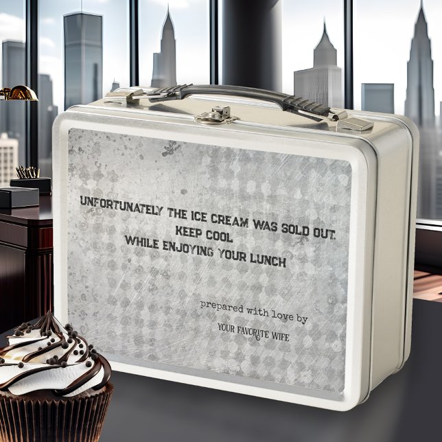 Funny Quote Husband Metallic Metall Brotdose (Lunch Box featuring a grunge metallic design with your custom (funny or other) quote. Husband gift)