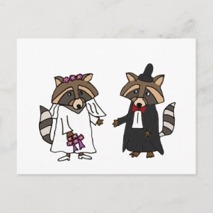 Funny Raccoon Bridge and Groom Wedding Art Postkarte