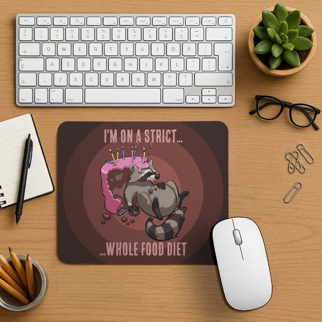 Funny Raccoon Strict Ganz Food Diät Cartoon Mousepad (Von Creator hochgeladen)