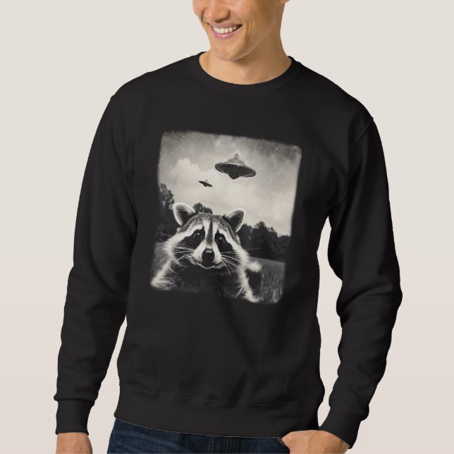Funny Raccoon UFO Alien Costume #1 Kids Women Mens Sweatshirt (Vorderseite)