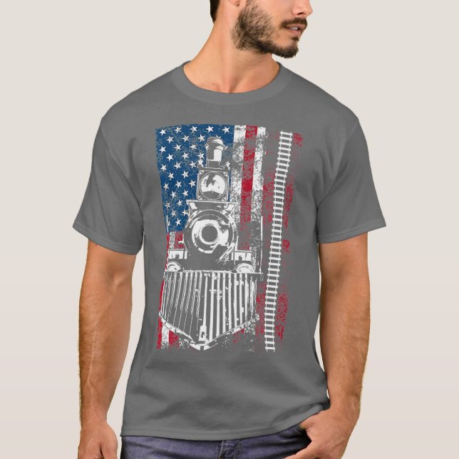 Funny Railroad Flag Train Lovers Gift für Männer T-Shirt (Vorderseite)