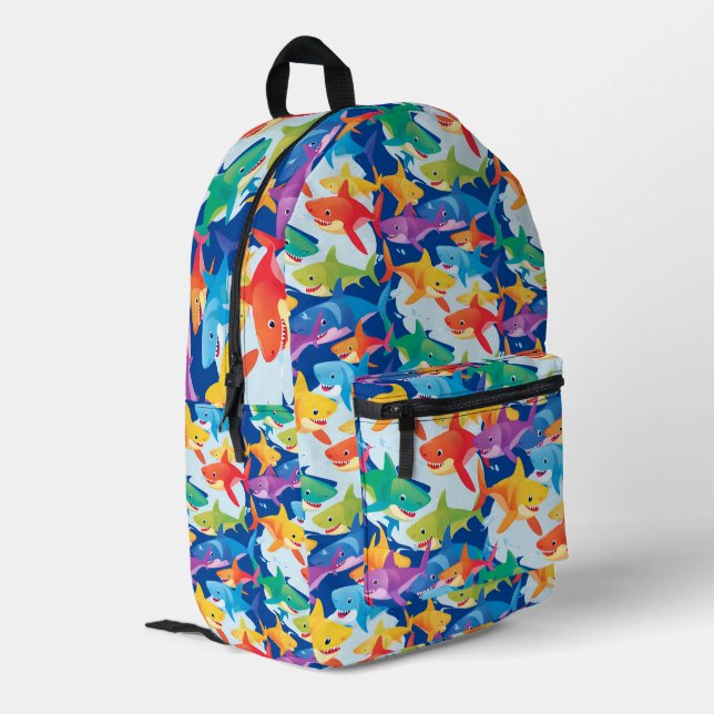 Funny Regenbogenhai Geburtstagsparty Pattern Bedruckter Rucksack (Rückseitige Ecke links)