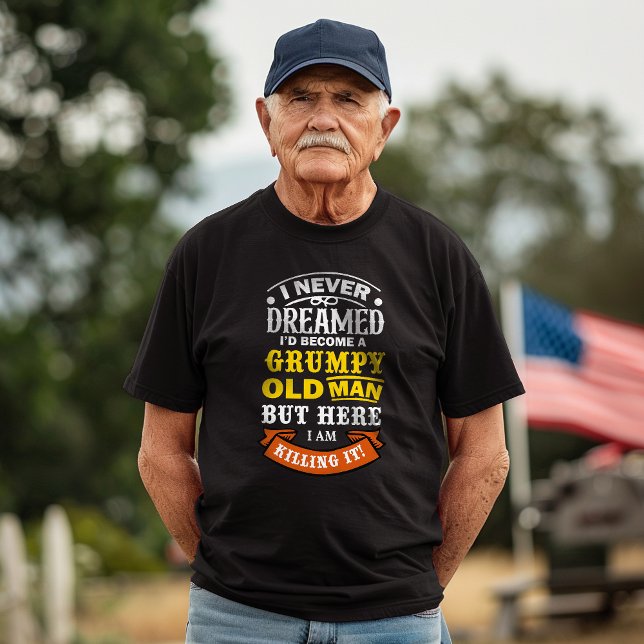 Funny Retirement Gift T-Shirt (Von Creator hochgeladen)