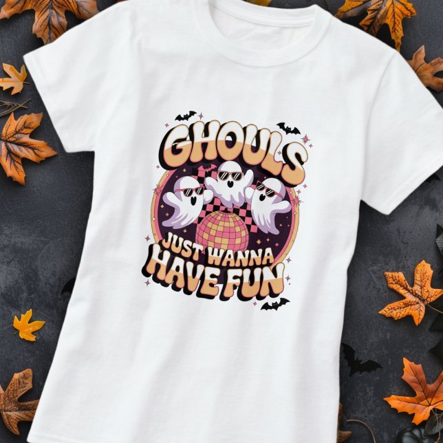 Funny Retro Ghost Halloween Puff T-Shirt (Von Creator hochgeladen)