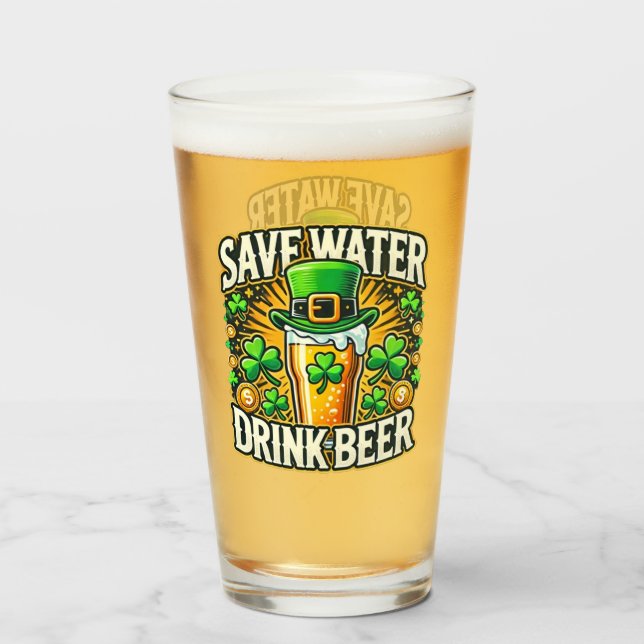 Funny Rett Water Drink Bier St. Patrick's Day Glas (Vorne (Gefüllt))