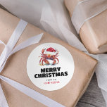 Funny Santa Claws Weihnachten Runder Aufkleber<br><div class="desc">Fantastische Weihnachtsaufkleber mit weißem Hintergrund,  eine tropische Krabbe mit einem Santa-Claus-Hut,  das Sprichwort "fröhliche Weihnachten" und Ihr Familienname.</div>