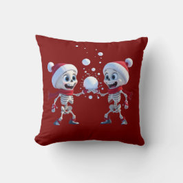 Funny Santa Skeletons Having a Snowball Fight  Kissen