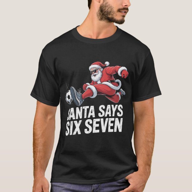 Funny Santa Soccer Kicking Ball Graphic Tee | Chri (Vorderseite)