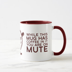 Funny sarkastisch, während diese Tasse Kaffee in s