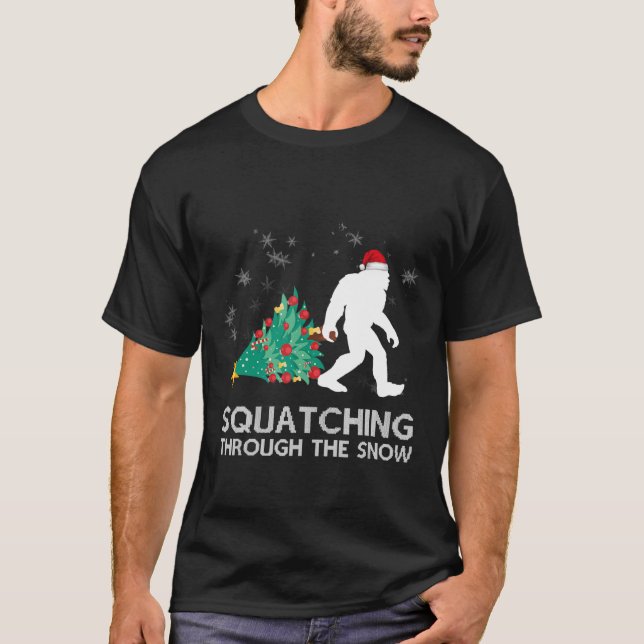 Funny Sasquatsch Weihnachten T-Shirt (Vorderseite)