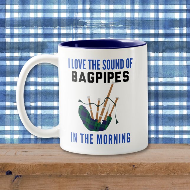 Funny Scottish Bagpipe Tasse Blue Green Kariert (Von Creator hochgeladen)