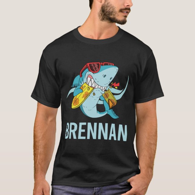 Funny Shark - Name Brennan T-Shirt (Vorderseite)