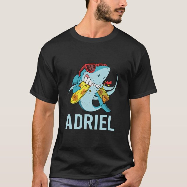 Funny Shark - Name der Adriel T-Shirt (Vorderseite)
