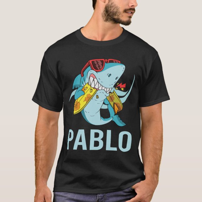 Funny Shark - Name Pablo T-Shirt (Vorderseite)