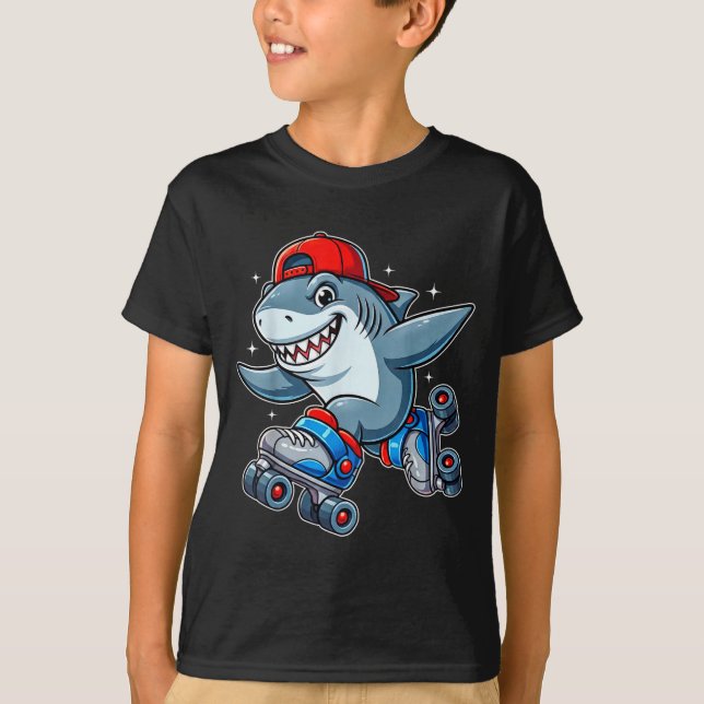 Funny Shark On Roller Skates Cute Cool Skater Anim T-Shirt (Vorderseite)