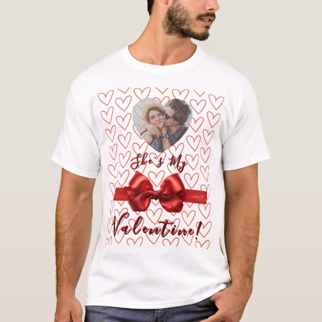Funny “She’s My Valentine” Men’s T-Shirt (Vorderseite)