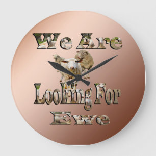 Funny Sheep Pun Looking For Ewe, Wall Clock Große Wanduhr
