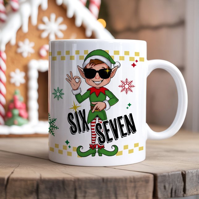 Funny Six Seven 67 Meme Xmas Elf Holiday Humor Kaffeetasse (Six seven 67 funny meme trending retro Xmas santa elf holiday humor Christmas coffee 11 oz mug gift )