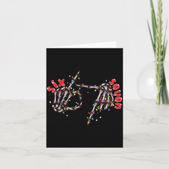 Funny Six Seven 6 7 Meme Couple Christmas Hand Ske Karte (Vorderseite)