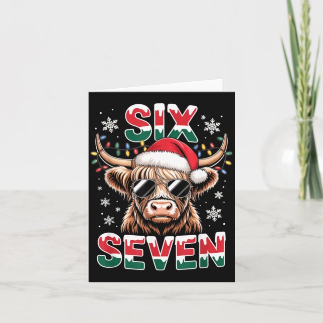 Funny Six Seven Highland Cow Christmas 67 Cool Xma Karte (Vorderseite)