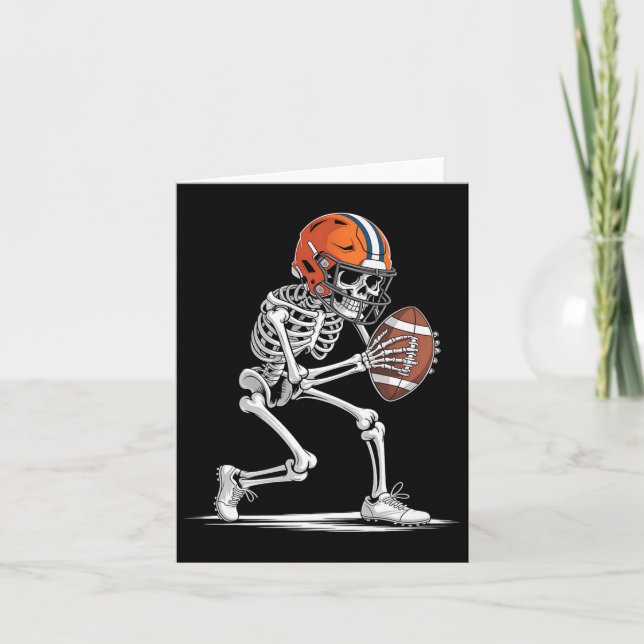 Funny Skeleton Football Halloween Kostümkasten Jun Karte (Vorderseite)