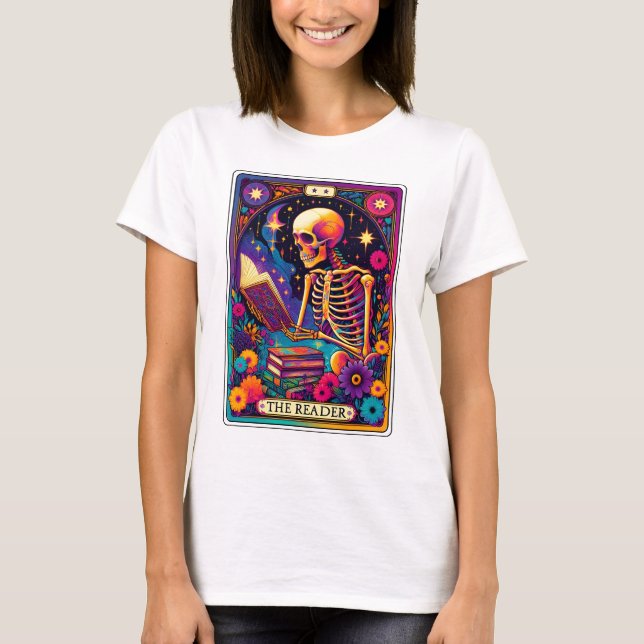 Funny Skeleton The Reader Tarot T-Shirt (Vorderseite)