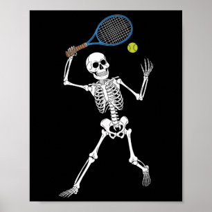 Funny Skeletts Tennis Liebhaber Spookes Schwimmen Poster