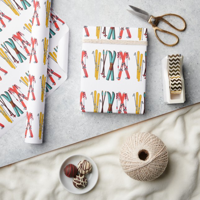 Funny Ski Colorful Ski Skier Geschenkpapier (Kunsthandwerk)