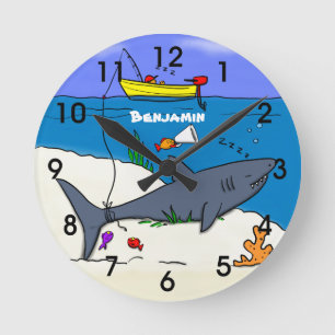 Funny sleeping shark and fishing cartoon runde wanduhr