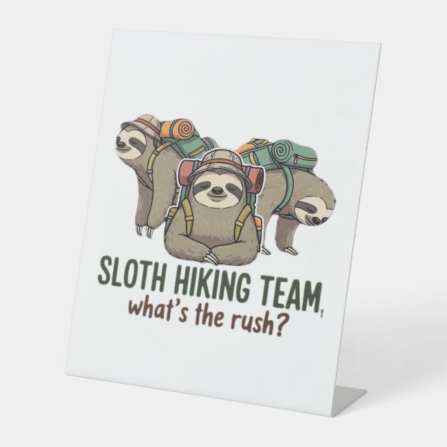 Funny Sloth Hiking Classic T-Shirt_5 Sockelschild (Vorderseite)
