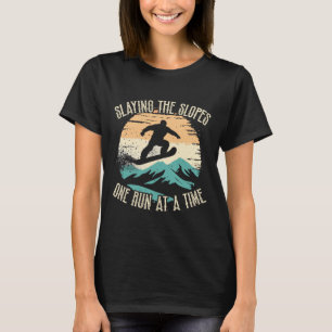 Funny Snowboarden Meme auf den Pisten 1 Run T-Shirt