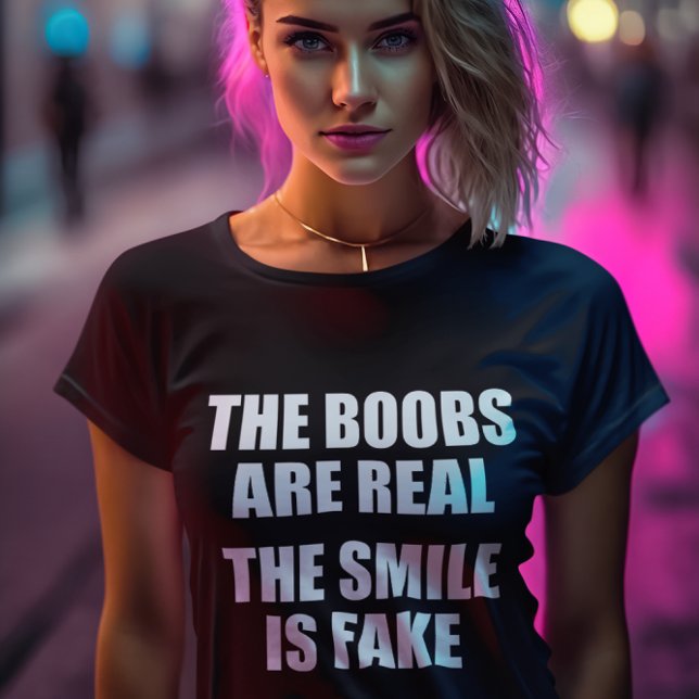 Funny Sprichwort About Real vs Fake T-Shirt (Von Creator hochgeladen)