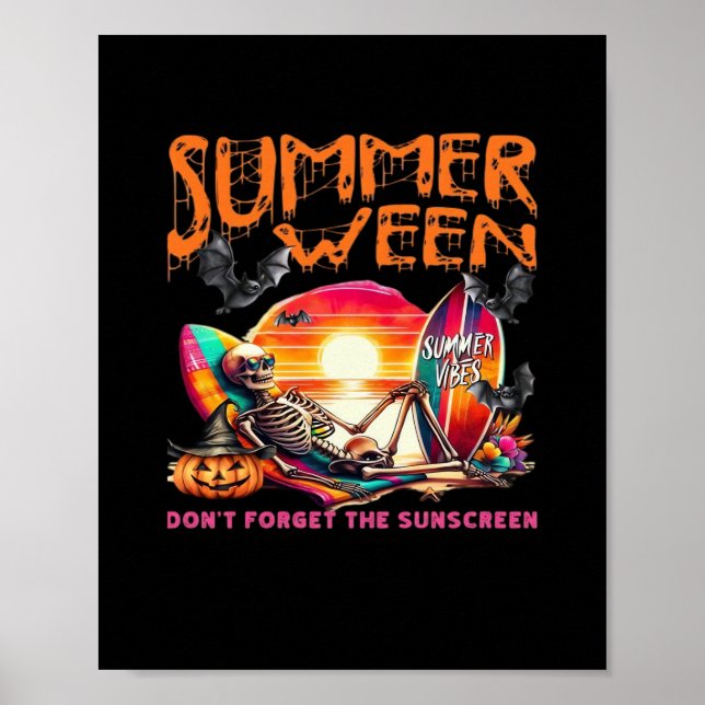 Funny Summerween Skeleton On Beach in der Sunset C Poster (Vorne)
