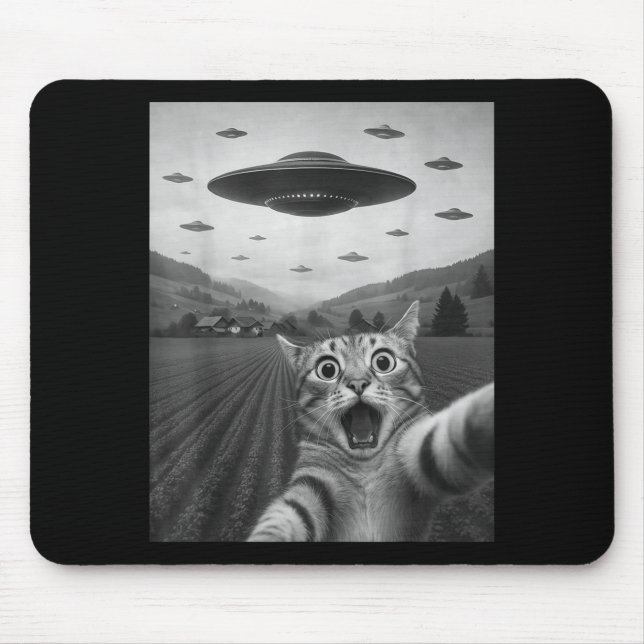 Funny Surprised Ed Cat Selfie With Alien Ufo Cat U Mousepad (Vorne)