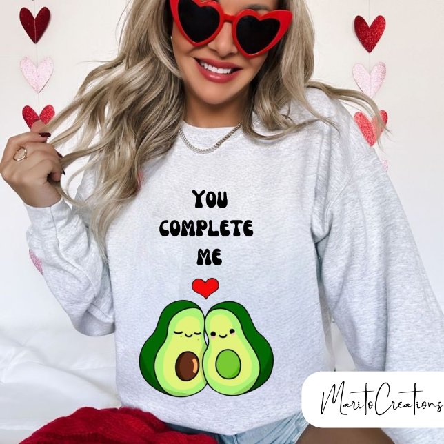 funny sweatshirt gift for Valentine's Day (Von Creator hochgeladen)