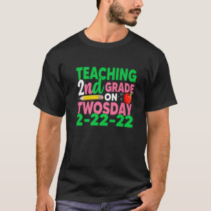 Funny Teaching 2nd Grade am 2.-22. Februar T-Shirt