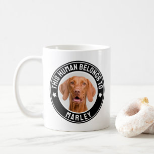 Funny this human gehört zu Pet Name Custom Foto Kaffeetasse