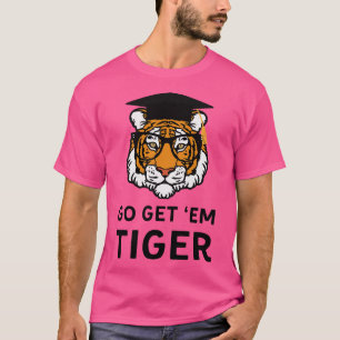 Funny Tiger mit Brille und Graduation Cap T-Shirt